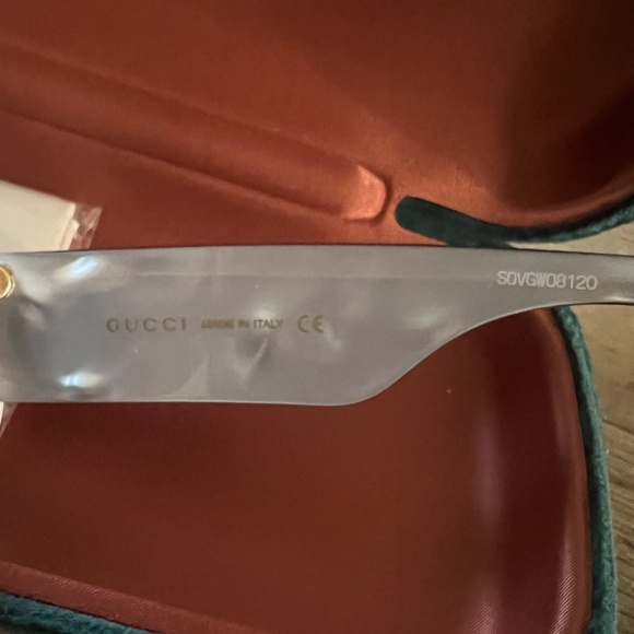 Gucci sunglasses - Picture 2 of 4